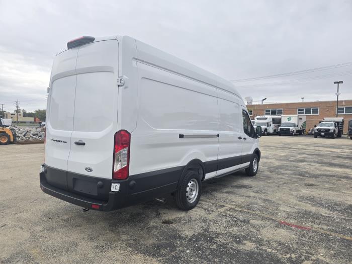 2026 Ford Transit-350-6