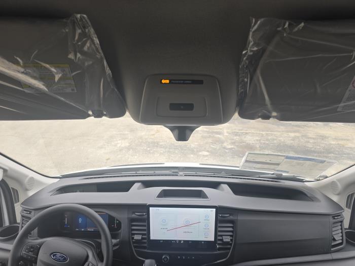 2026 Ford Transit-350-11