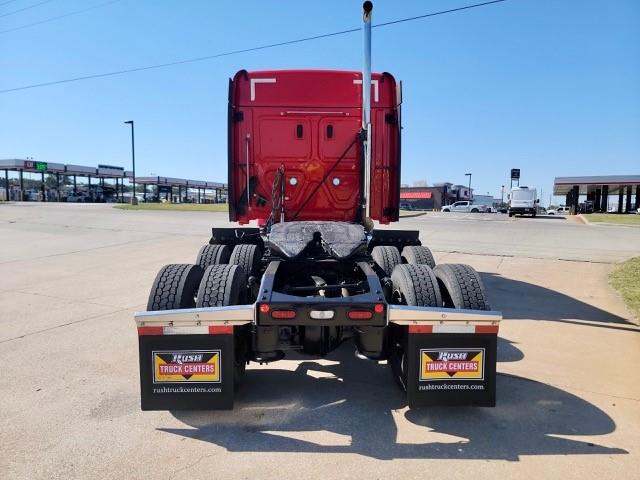 2024 Freightliner Cascadia-6