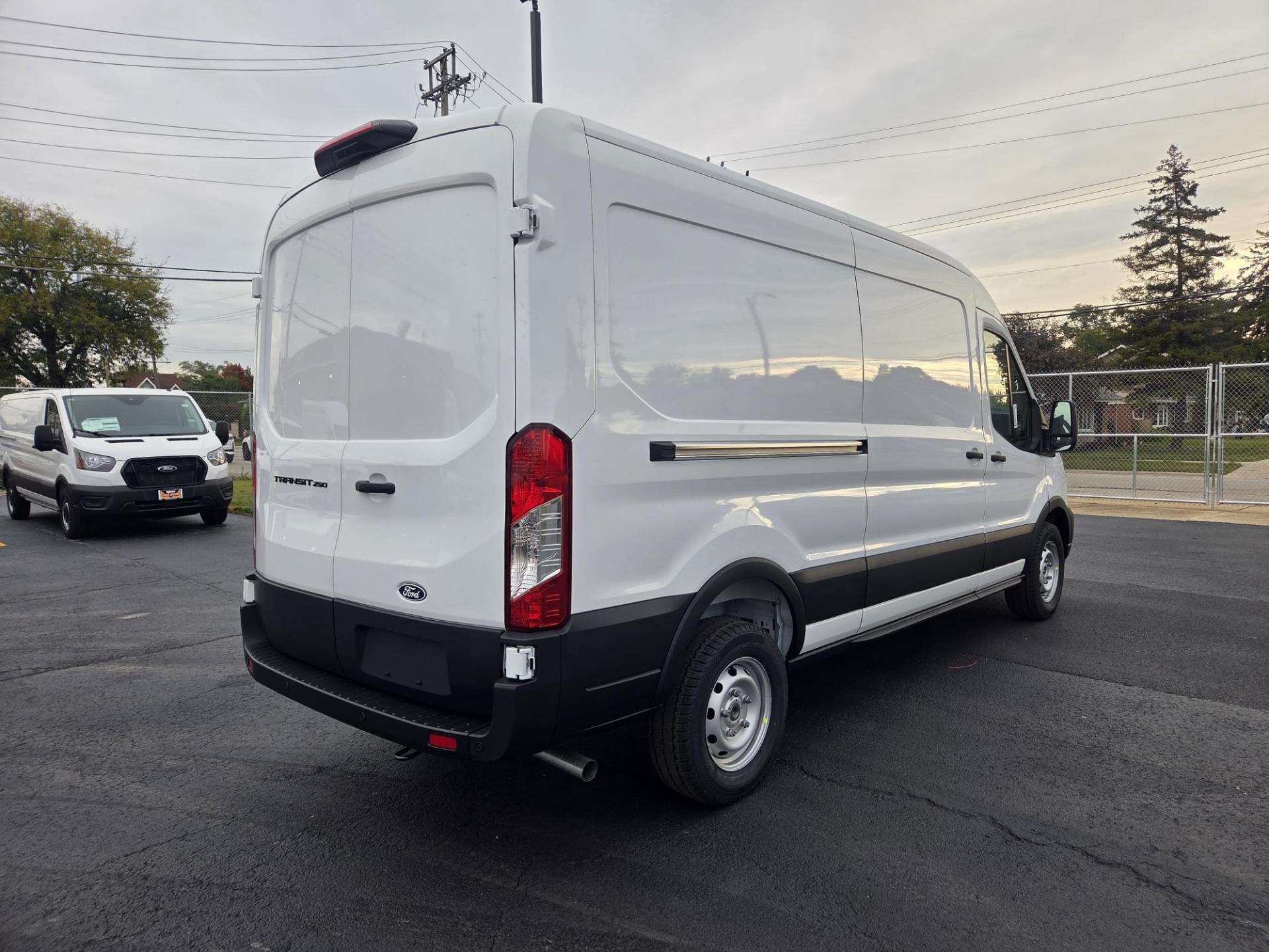 2026 Ford Transit 250 Medium Roof RWD Empty Cargo Van for sale #1962381 - photo 7