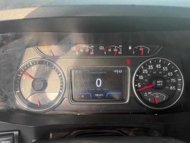 2020 International LT625-18