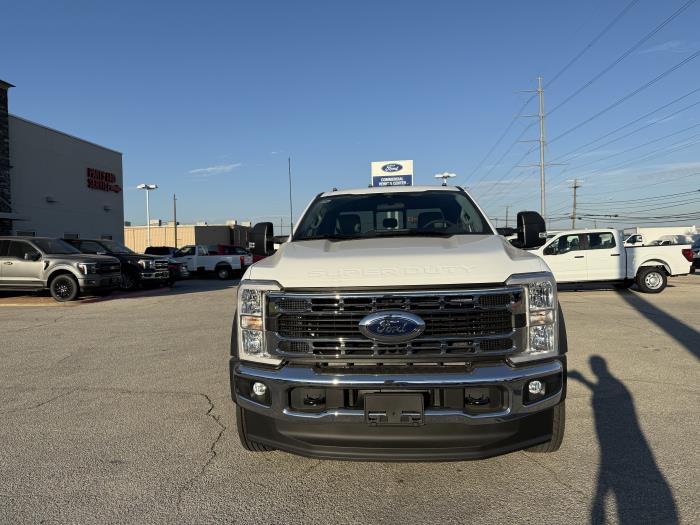 2026 Ford F-550 XL photo 4