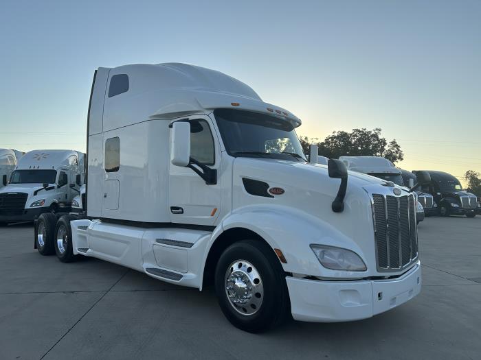 2022 Peterbilt 579-2