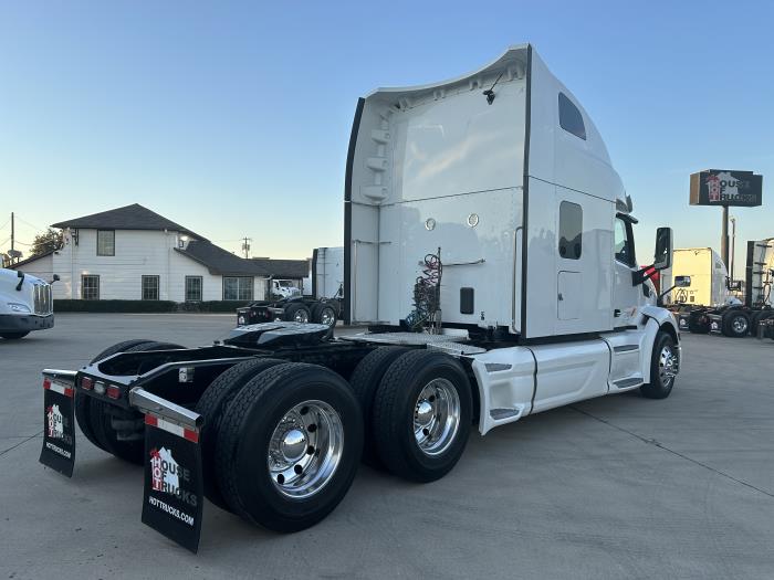 2022 Peterbilt 579-4