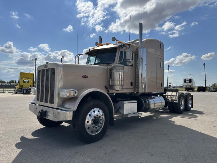 2020 Peterbilt 389-3