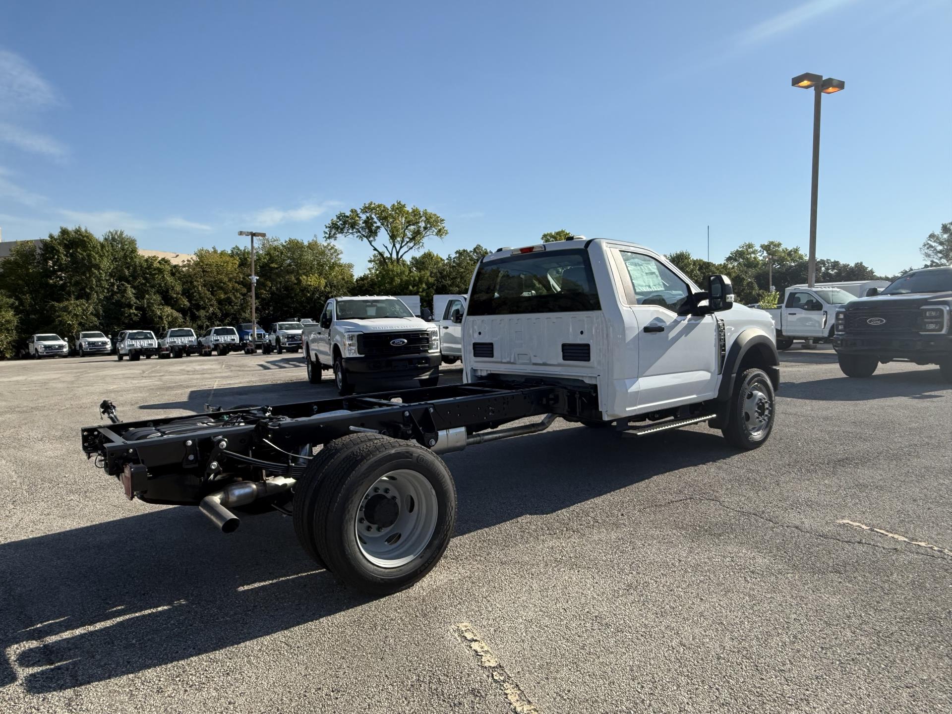 2026 Ford F-450 Regular Cab DRW 4x2 Cab Chassis for sale #1951223 - photo 7
