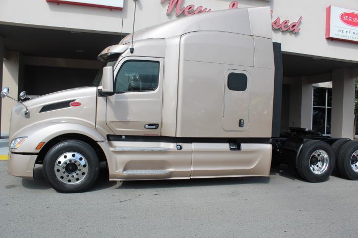 2023 Peterbilt 579-3