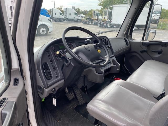 2023 Freightliner Business Class M2 106-16