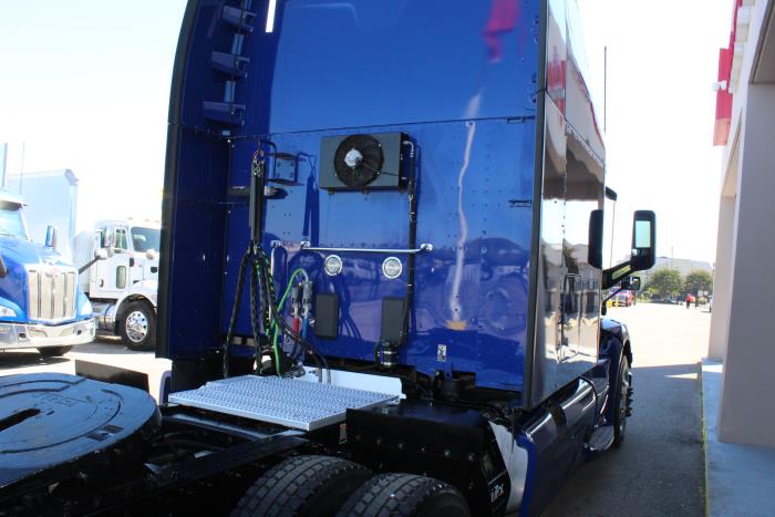 2022 Peterbilt 579-7