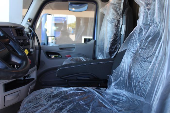 2022 Peterbilt 579-9