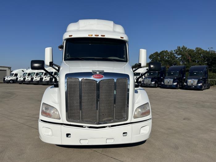 2022 Peterbilt 579-1