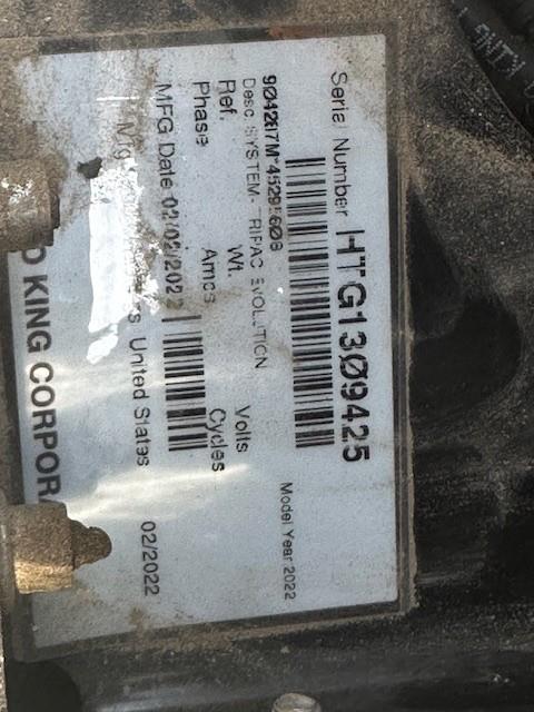 2023 Peterbilt 389-8