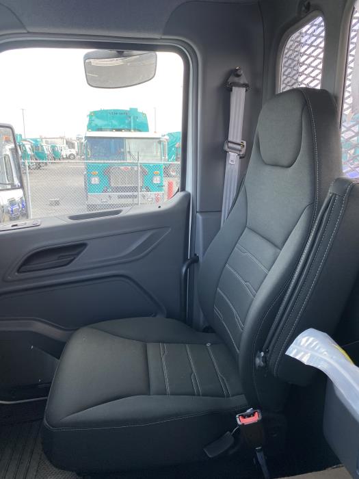 2026 Peterbilt 537-12