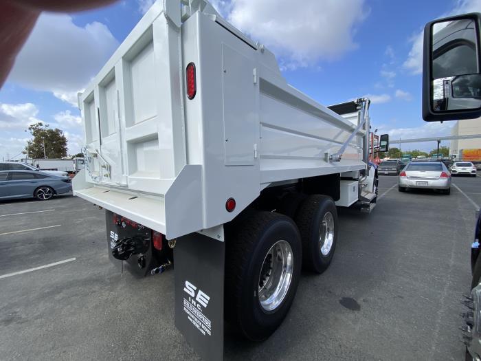 2026 Peterbilt 548-5