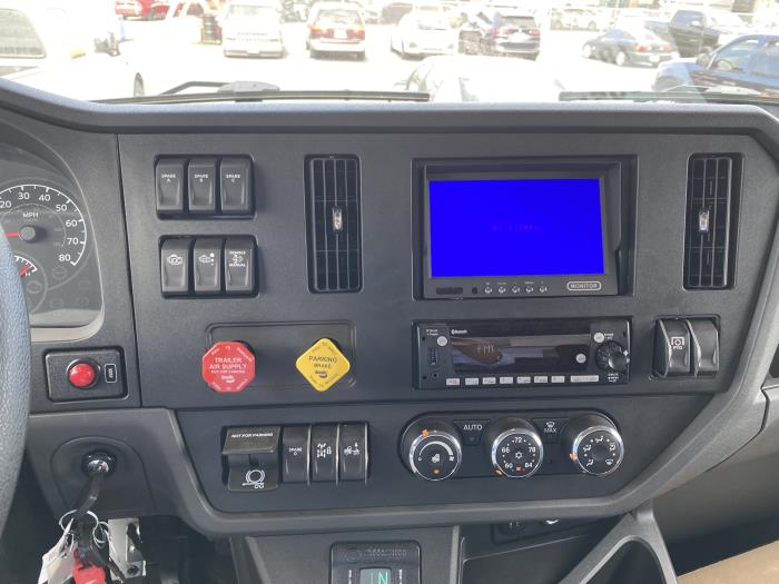 2026 Peterbilt 548-10