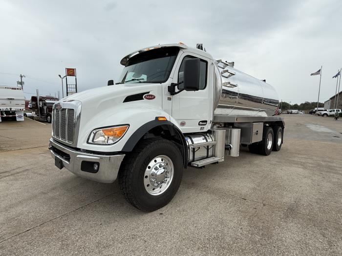 2025 Peterbilt 548-2