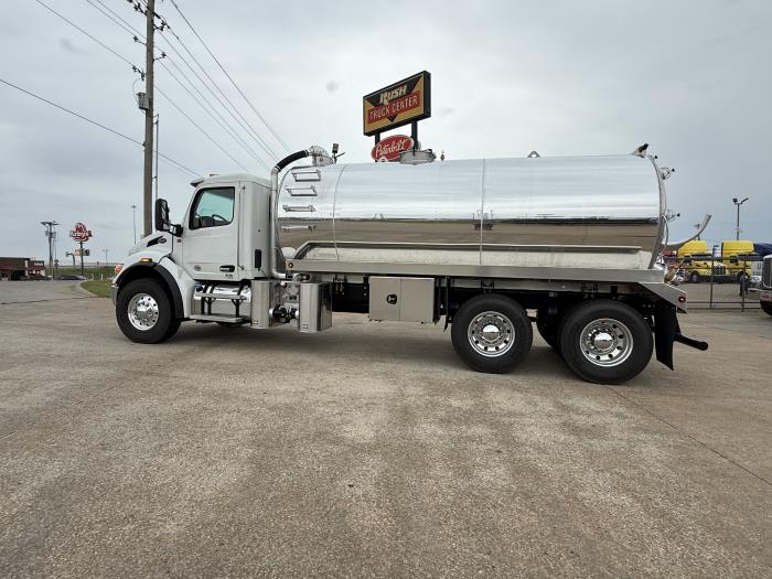 2025 Peterbilt 548-6