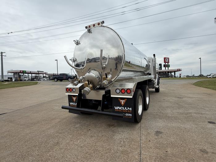 2025 Peterbilt 548-11