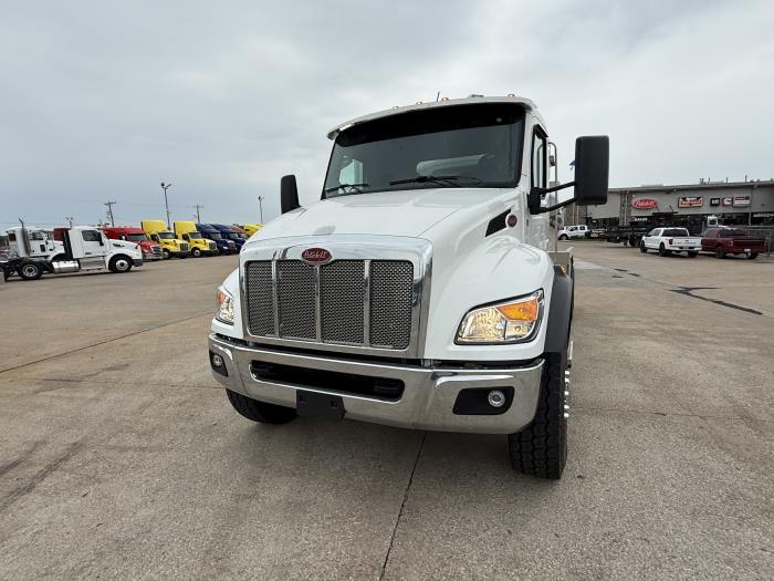 2025 Peterbilt 548-22