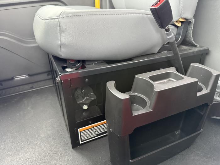 2025 Peterbilt 548-28