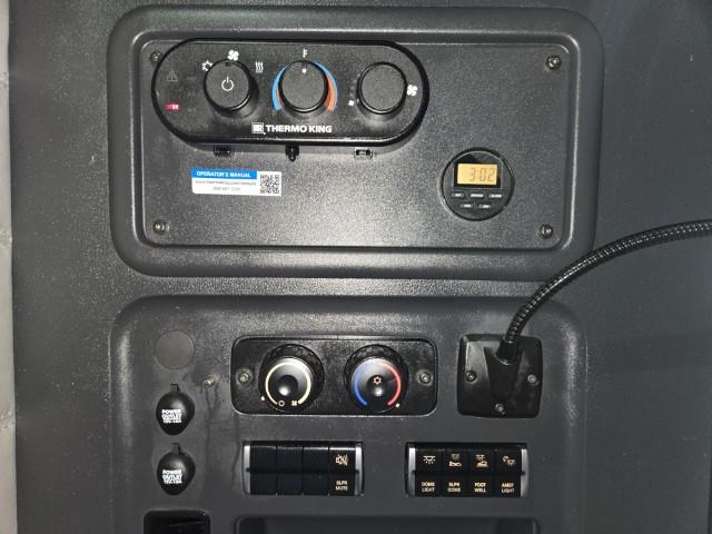 2021 Freightliner Cascadia-10