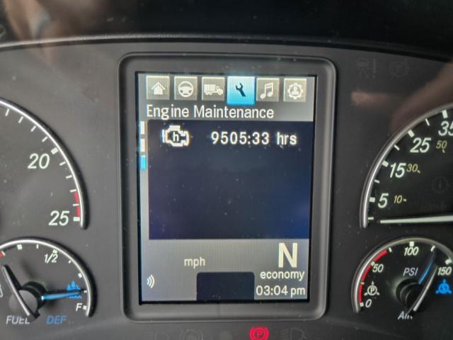 2021 Freightliner Cascadia-16