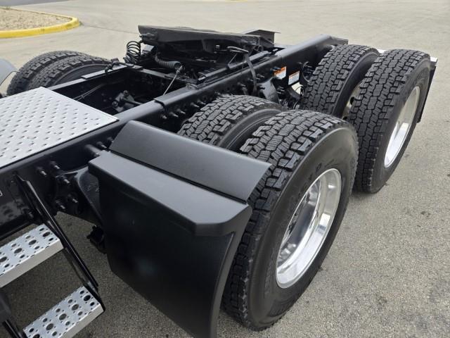 2021 Freightliner Cascadia-23