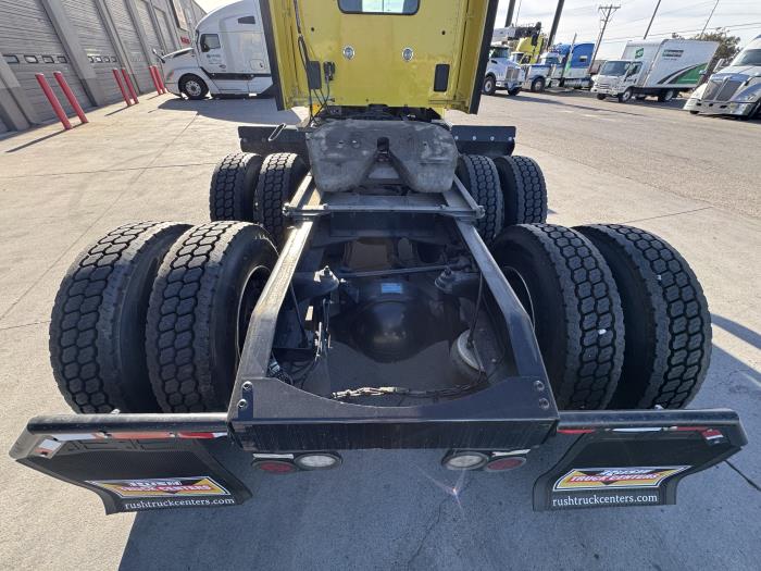 2021 Peterbilt 579-6