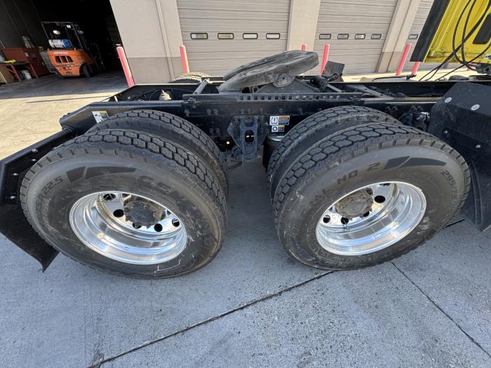 2021 Peterbilt 579-7