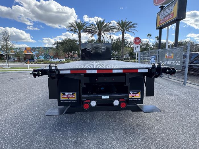 2026 Peterbilt 548-4