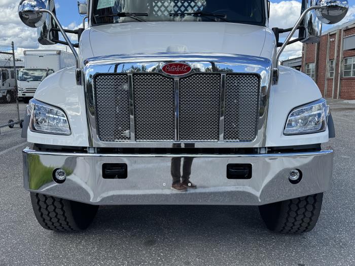 2026 Peterbilt 548-7