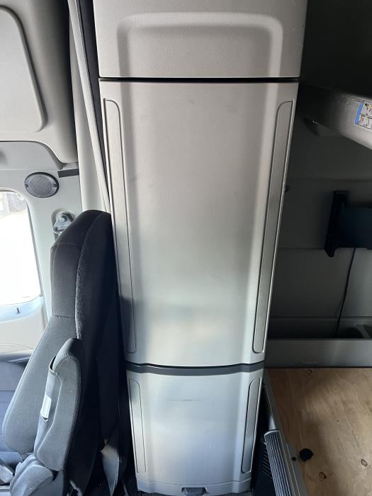 2022 Peterbilt 579-17