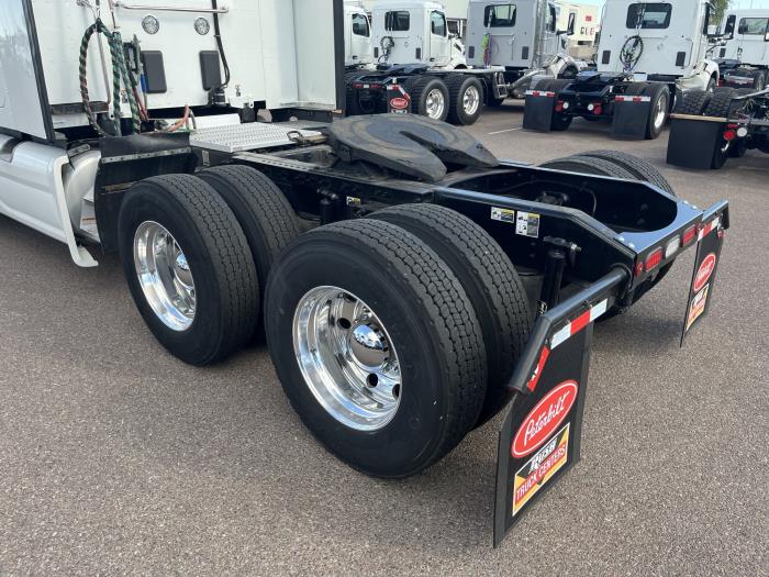 2022 Peterbilt 579-3
