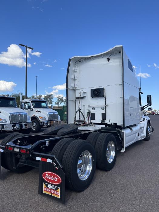2022 Peterbilt 579-5