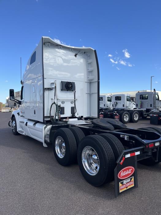 2022 Peterbilt 579-2