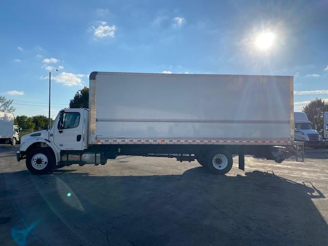 2020 Freightliner Business Class M2 106-1