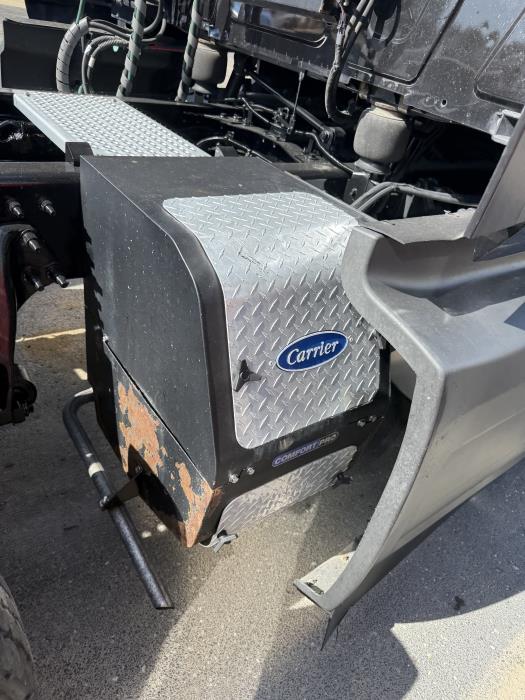 2022 International LT625-3