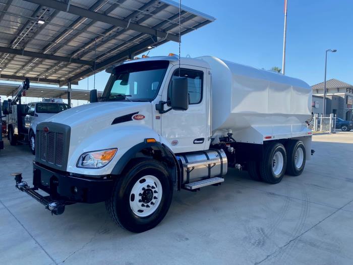 2026 Peterbilt 548-2