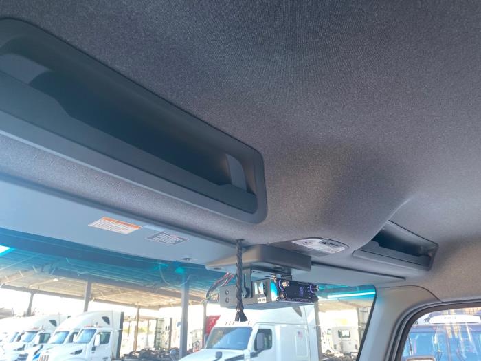 2026 Peterbilt 548-14