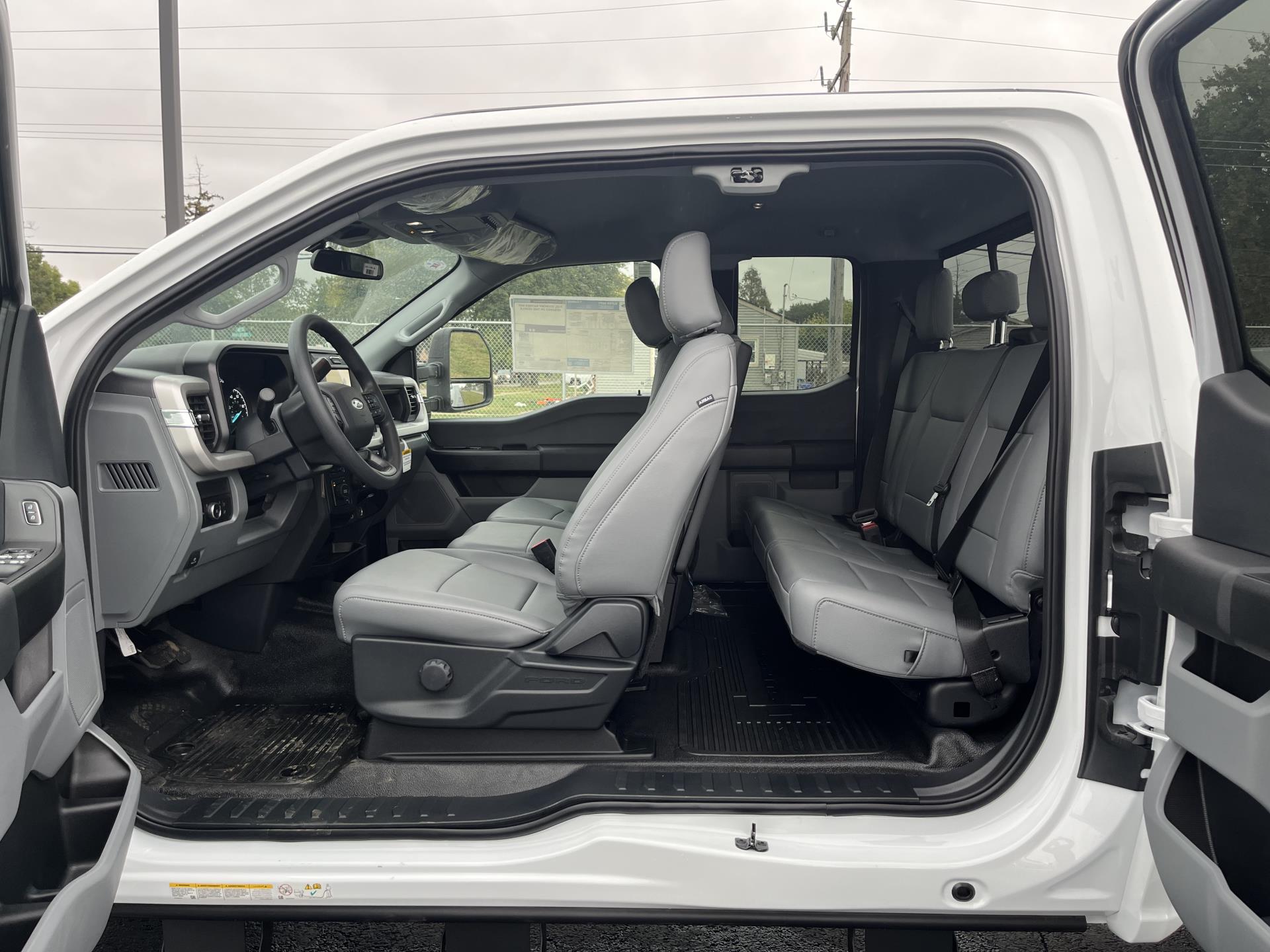 New 2026 Ford F-450 Super Cab 4x4 Reading SLU108-DW 9' Service Truck for sale #1958441 - photo 18