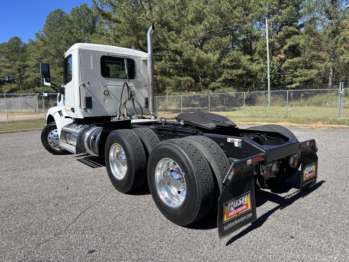 2020 Peterbilt 579-3