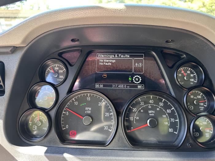 2020 Peterbilt 579-7