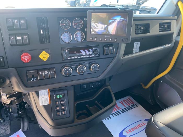 2026 Peterbilt 548-11