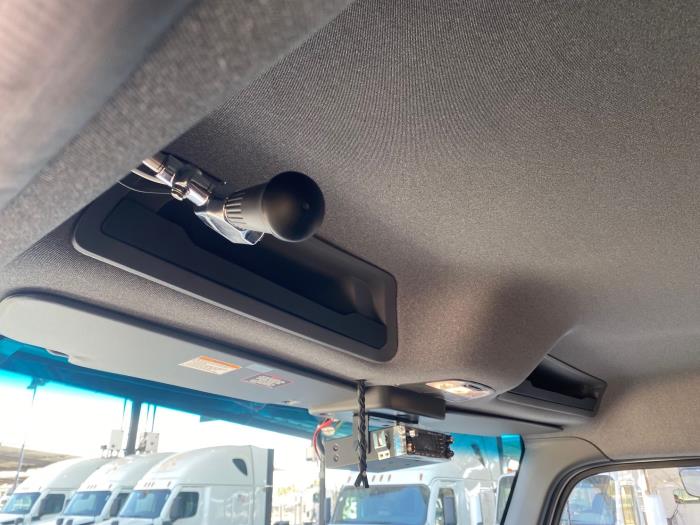 2026 Peterbilt 548-12