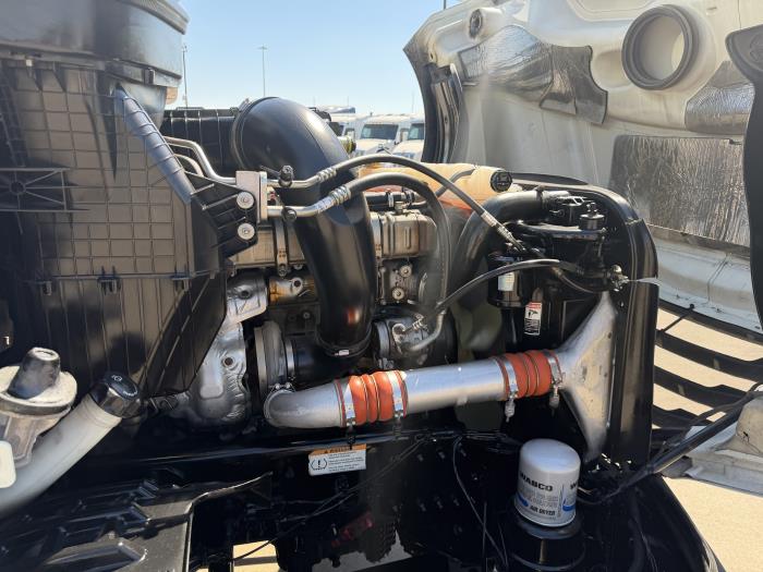 2021 Freightliner Cascadia-11