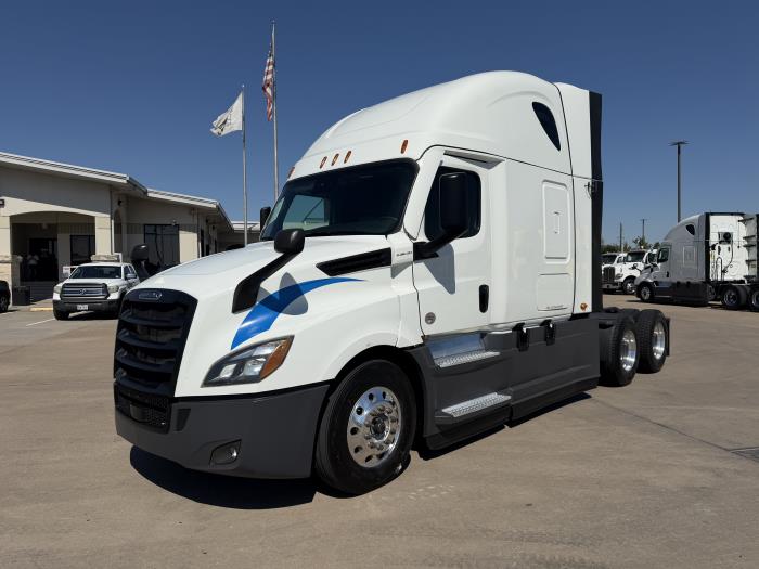 2021 Freightliner Cascadia-0
