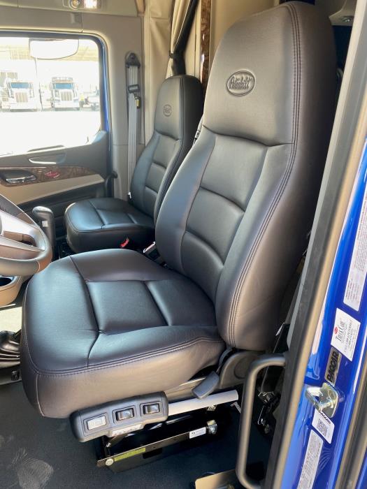 2026 Peterbilt 589-12