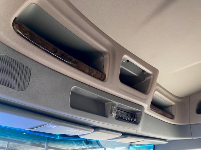 2026 Peterbilt 589-15