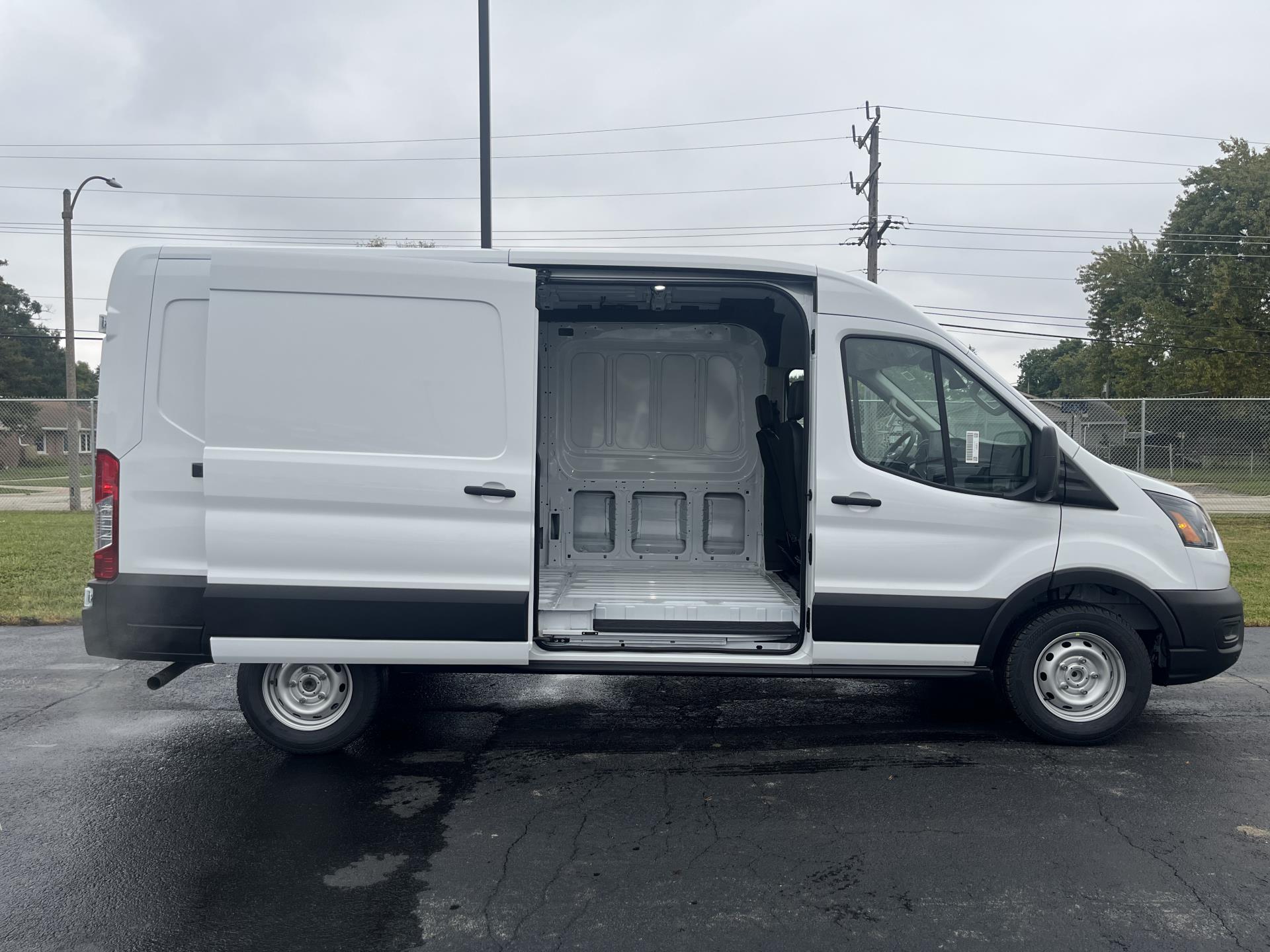 2026 Ford Transit 250 Medium Roof RWD Empty Cargo Van for sale #1963058 - photo 9