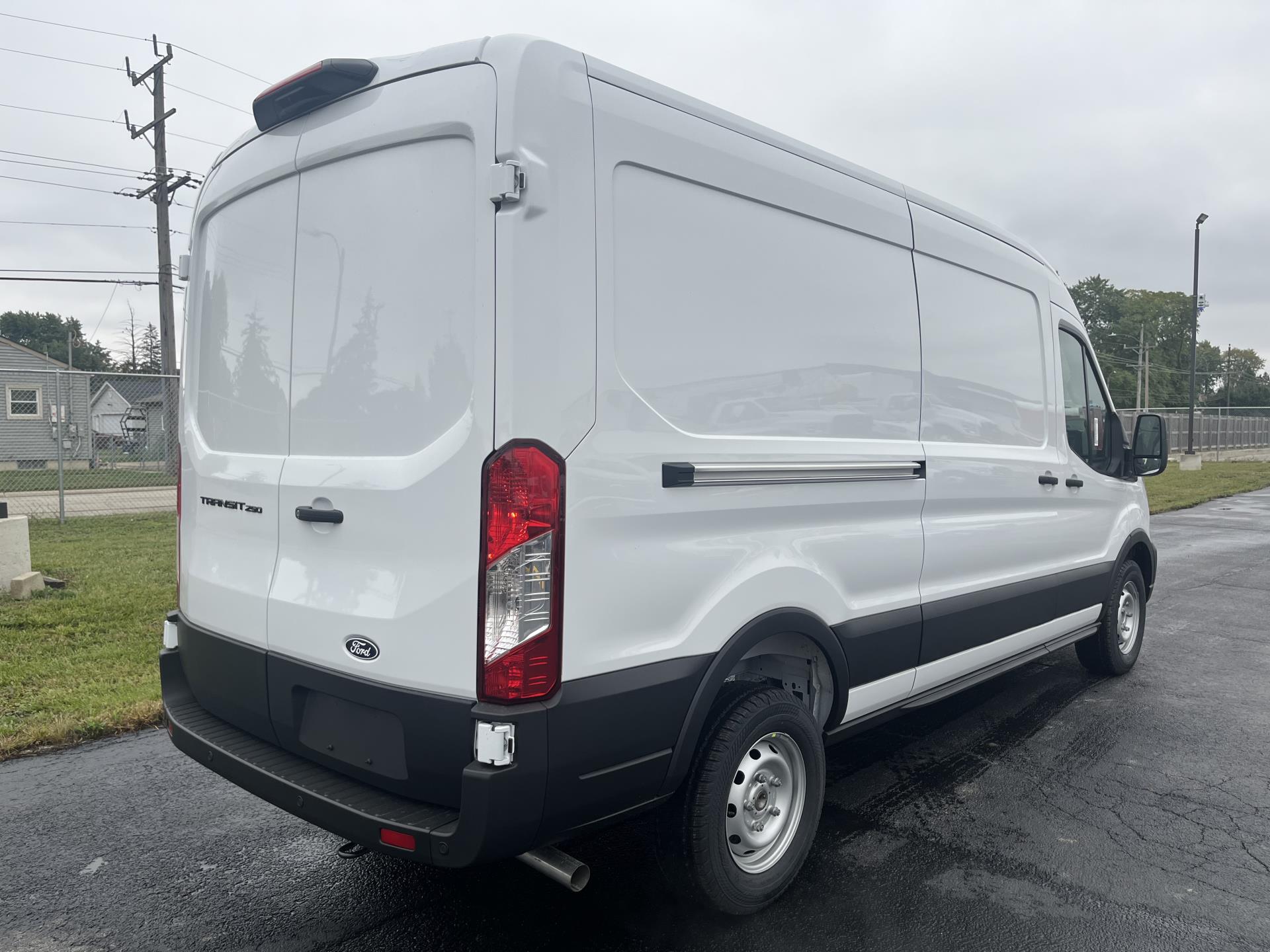 2026 Ford Transit 250 Medium Roof RWD Empty Cargo Van for sale #1963058 - photo 7